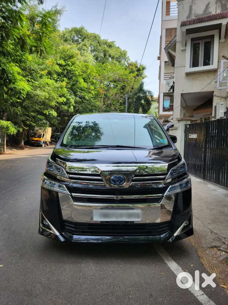 Toyota Vellfire 2.5 Executive Lounge, Petrol, 2020