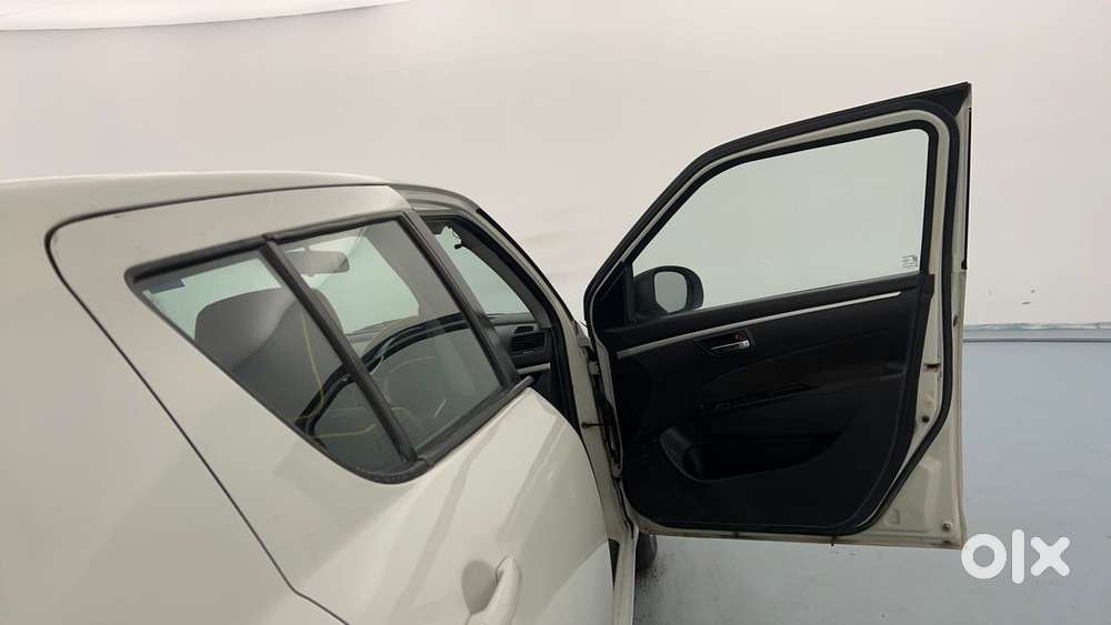 Maruti Suzuki Swift Vvt Vxi, 2015, Petrol