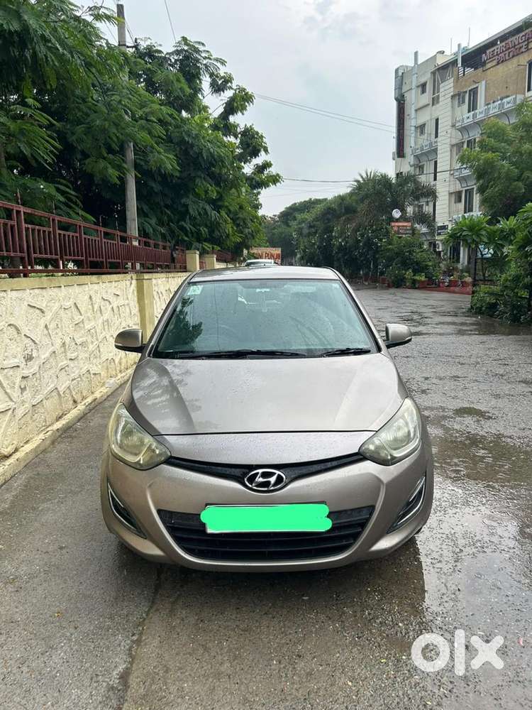 Hyundai I20 Magna Petrol 2013