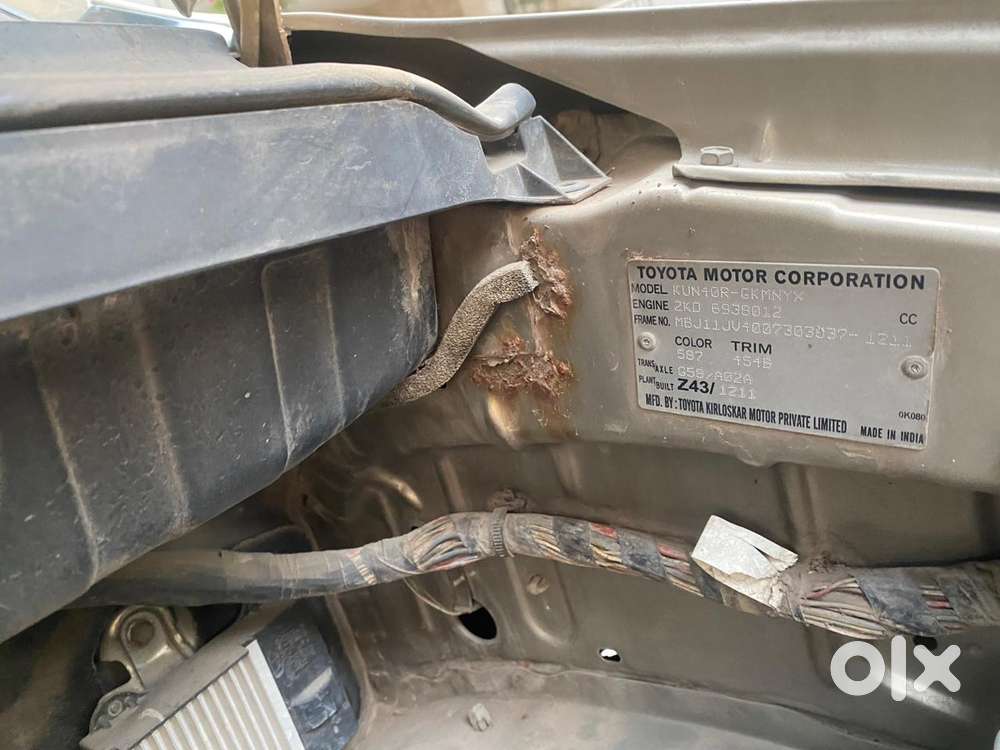 Toyota Innova 2.5 Vx 8 Seater Bs Iv, 2012, Diesel