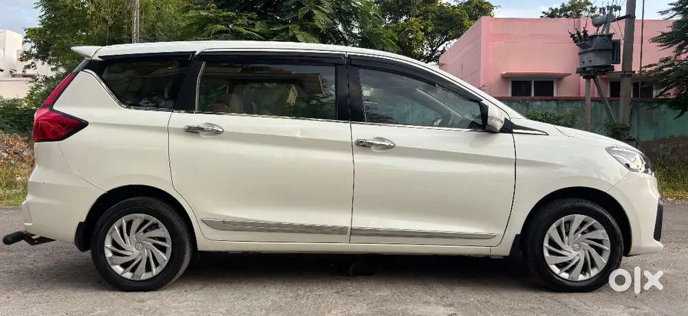 Maruti Suzuki
Ertiga Vxi