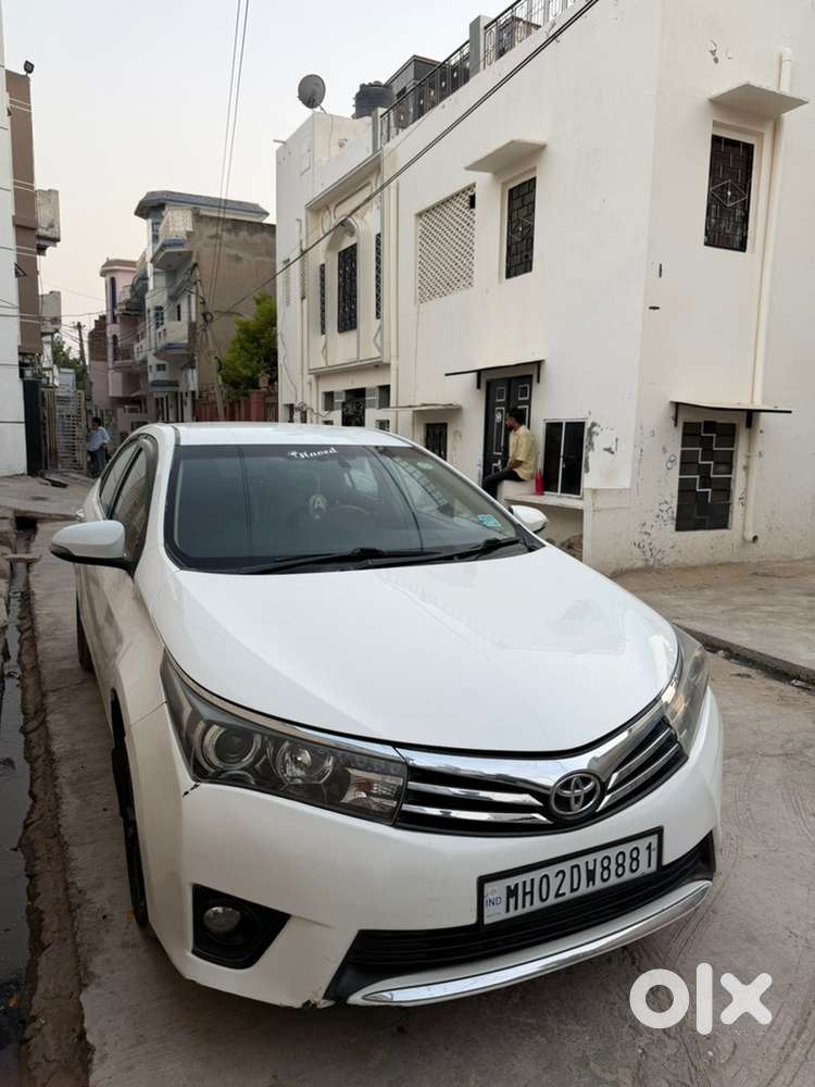 Toyota Corolla Altis 2015