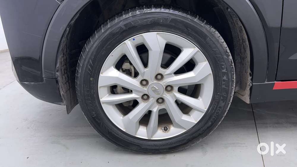 Mahindra Xuv300 W8, 2022, Petrol