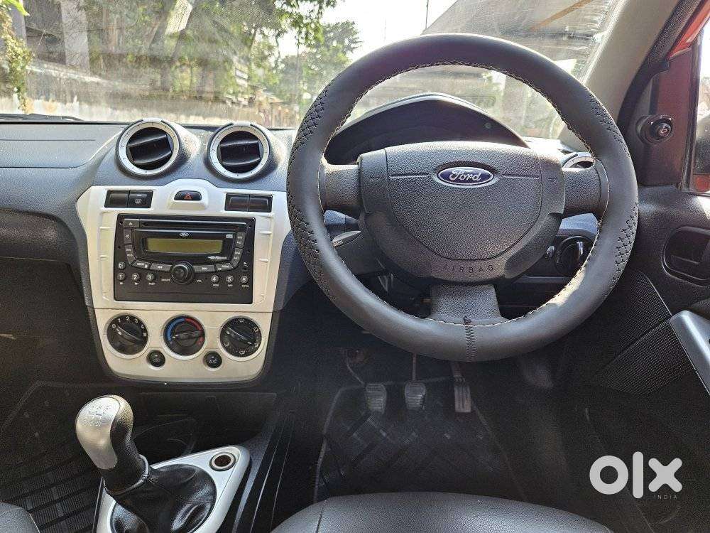 Ford Figo 1.2 Duratec Petrol Titanium, 2014, Petrol