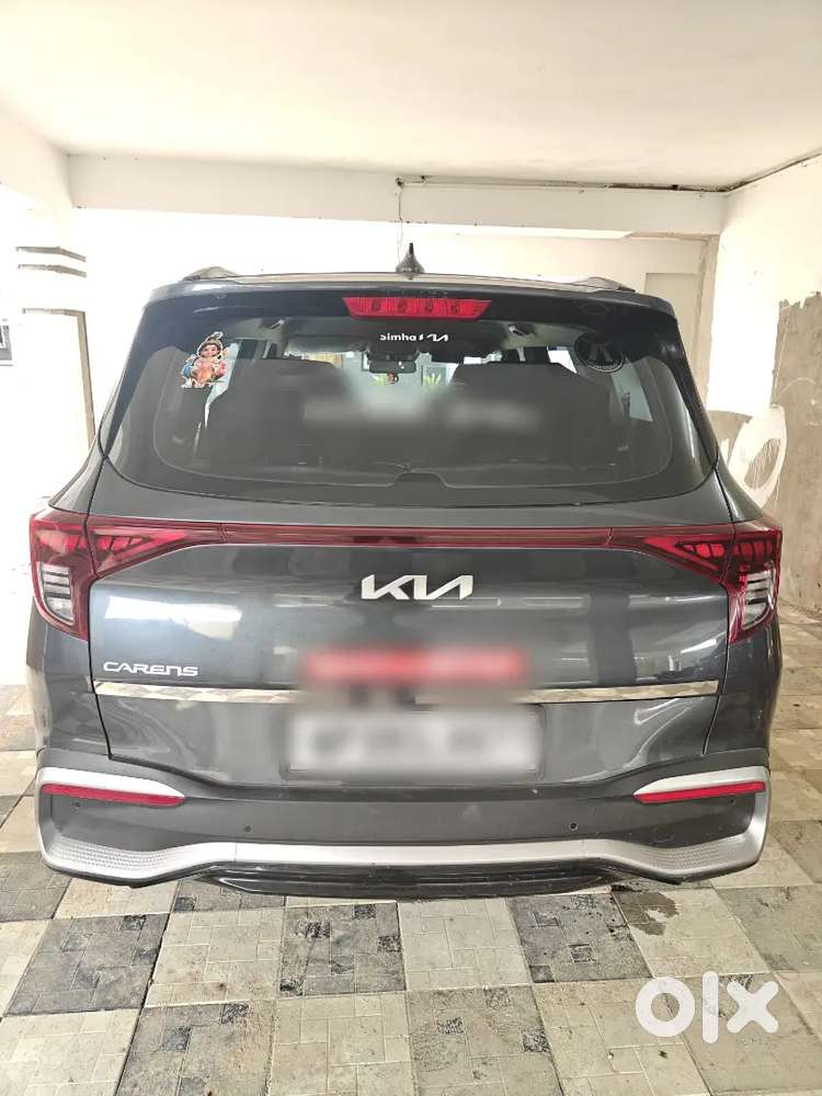 Kia Carens Premium 2023