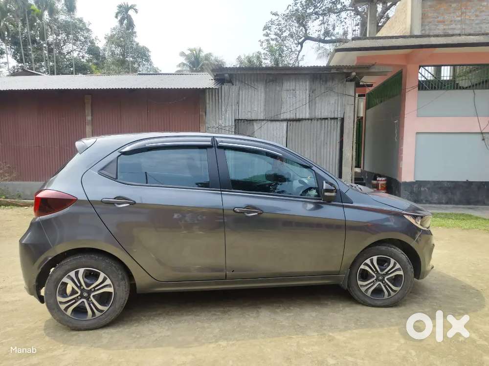 Tata Tiago 2024 Petrol Well Maintained