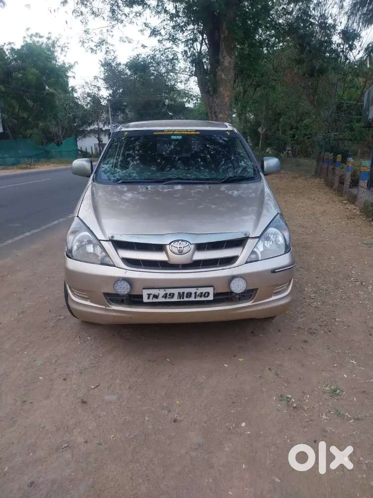 Toyota Innova 2005 Diesel Well Maintained