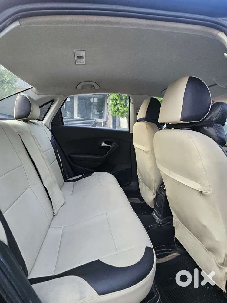 Volkswagen Vento 1.2 Tsi Highline Plus At, 2017, Petrol