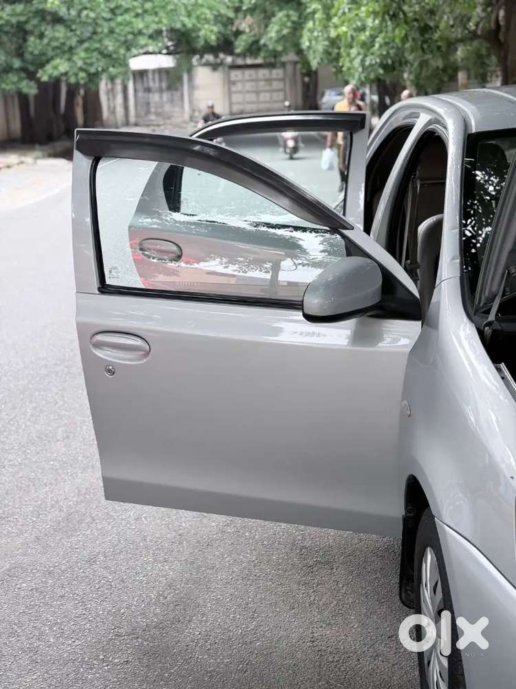 Toyota Etios Liva 2015 Diesel Well Maintained