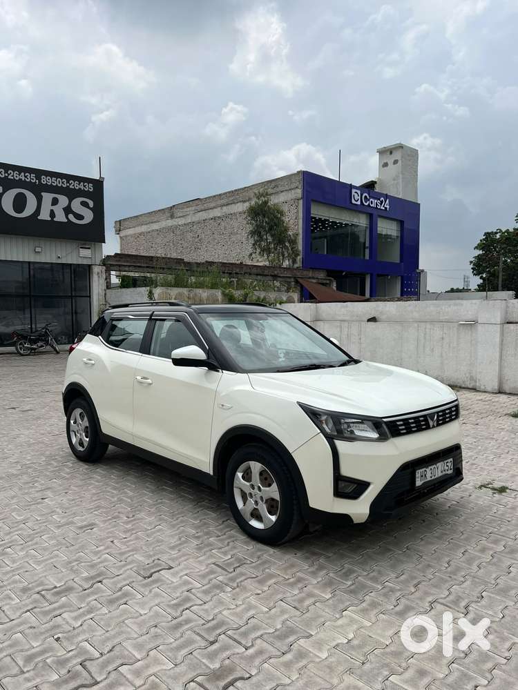 Mahindra Xuv300 W6 Amt Diesel, 2022, Diesel