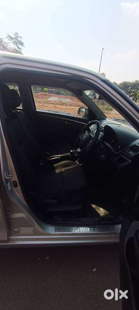 Maruti Suzuki Swift Vxi, 2014, Petrol