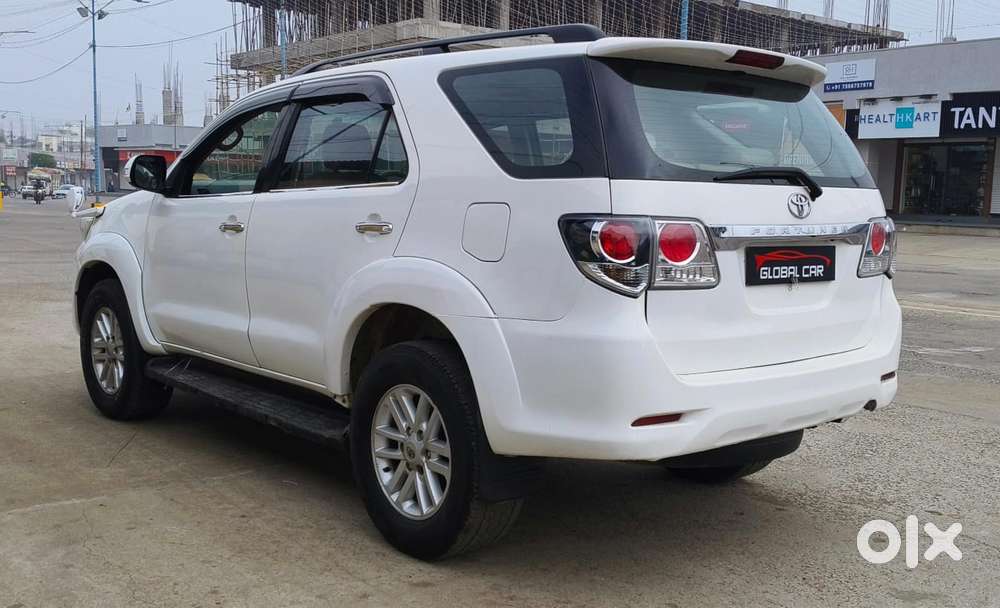 Toyota Fortuner 3.0 4x2 Automatic, 2012, Diesel