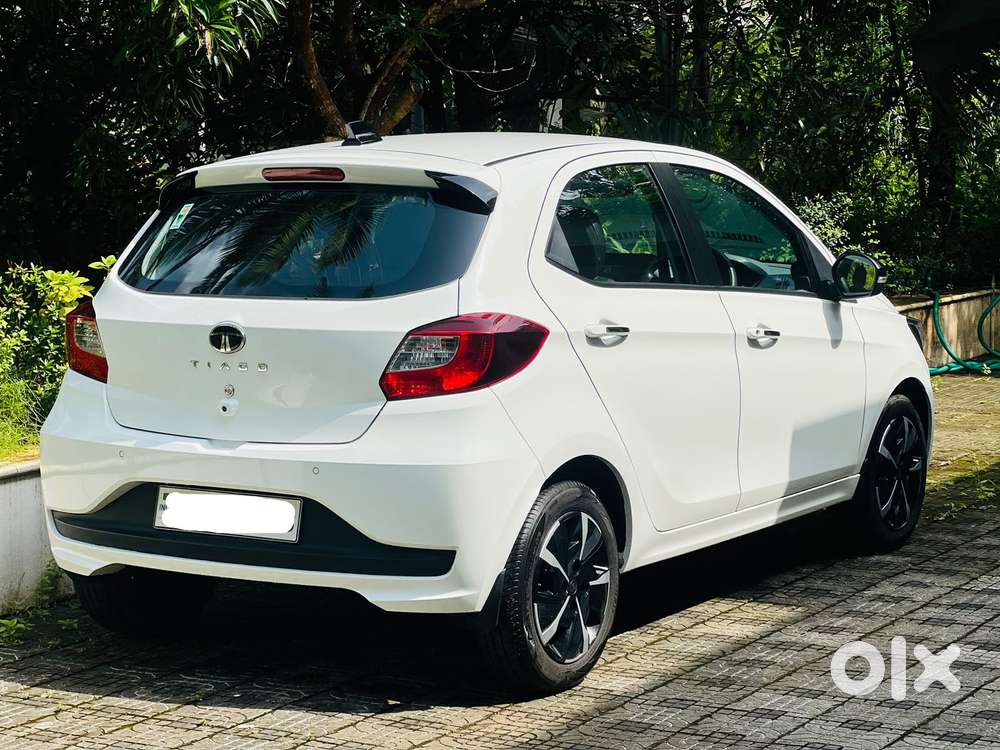Tata Tiago 1.2 Revotron Xza, 2025, Petrol