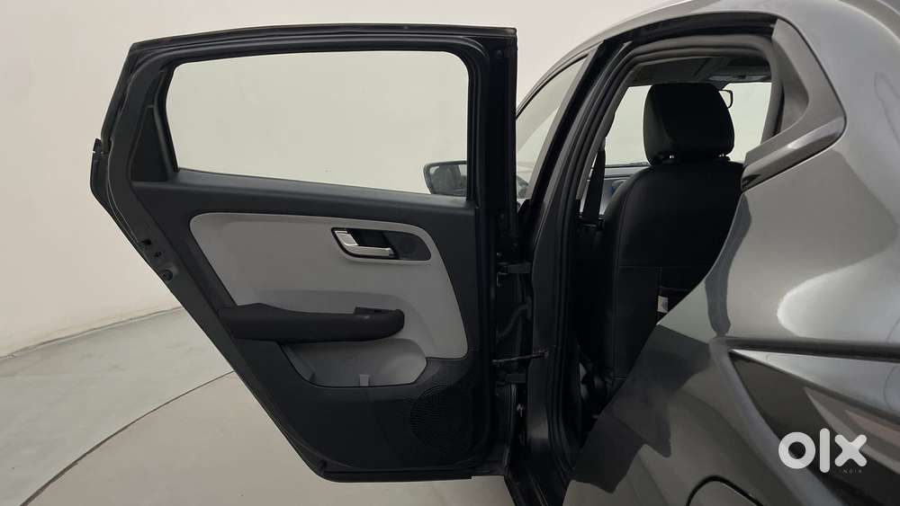 Tata Altroz Xz, 2021, Petrol