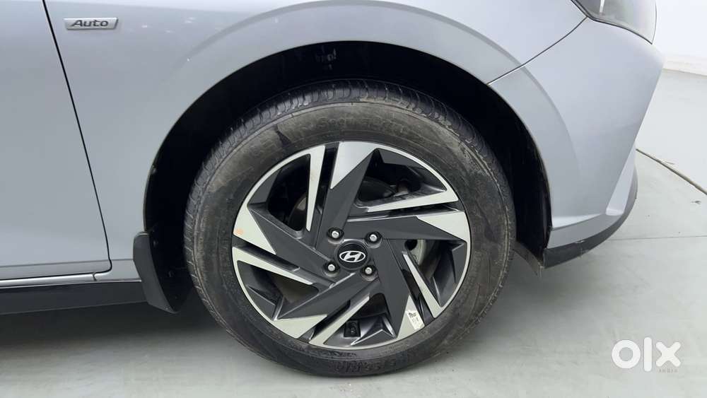 Hyundai New I20 1.2 Asta (o) Ivt, 2023, Petrol