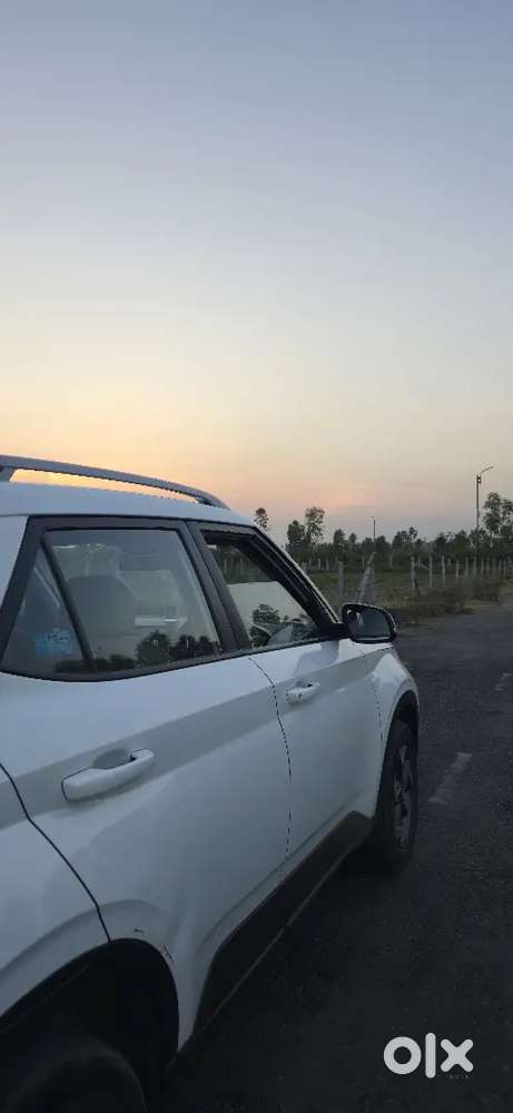 Hyundai Venue Turbo 2020