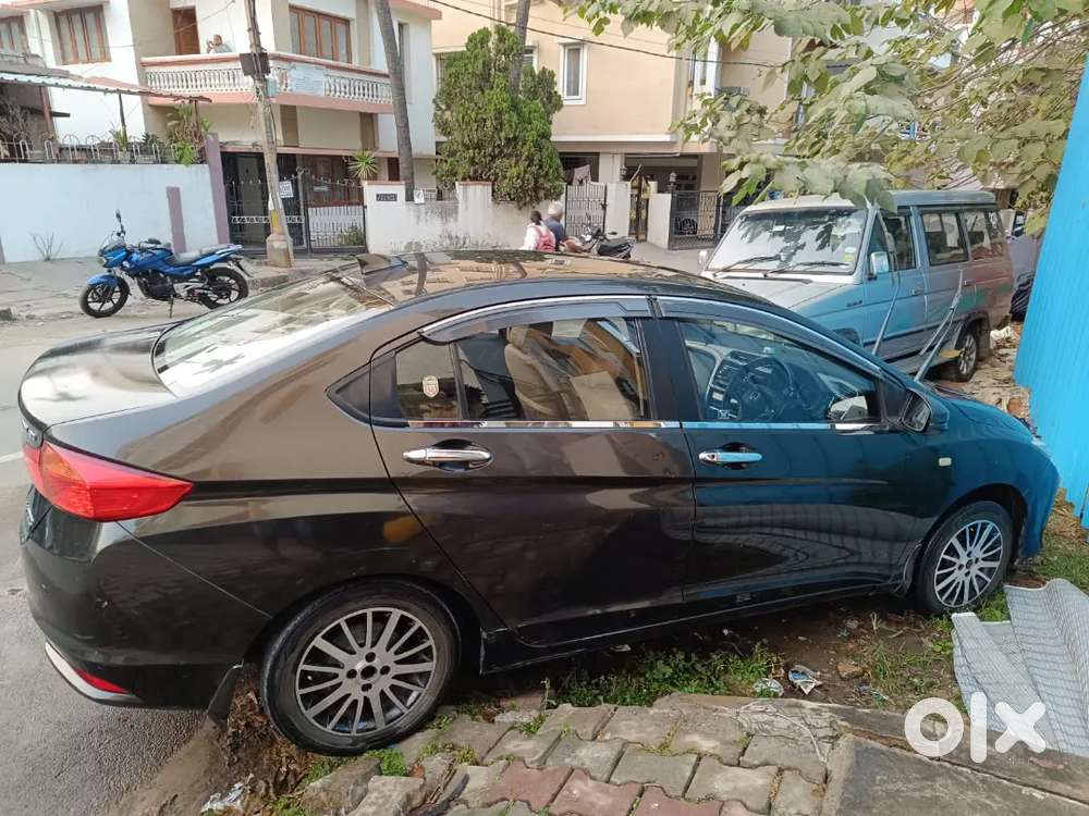 Honda City 2016 Cng & Hybrids 90000 Km Driven