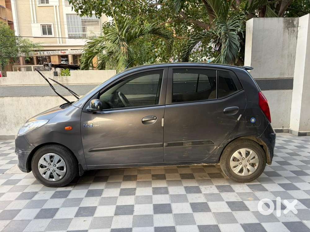 Hyundai Car Manual 2013