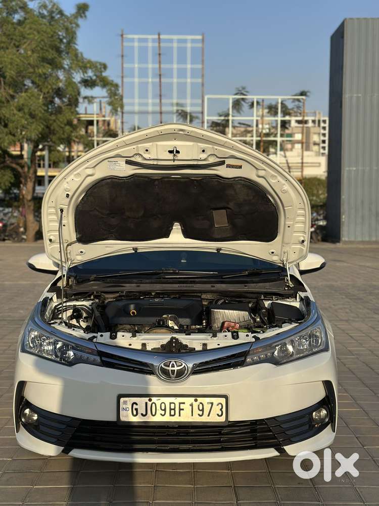 Toyota Corolla Altis 2013-2017 D-4d G, 2018, Diesel