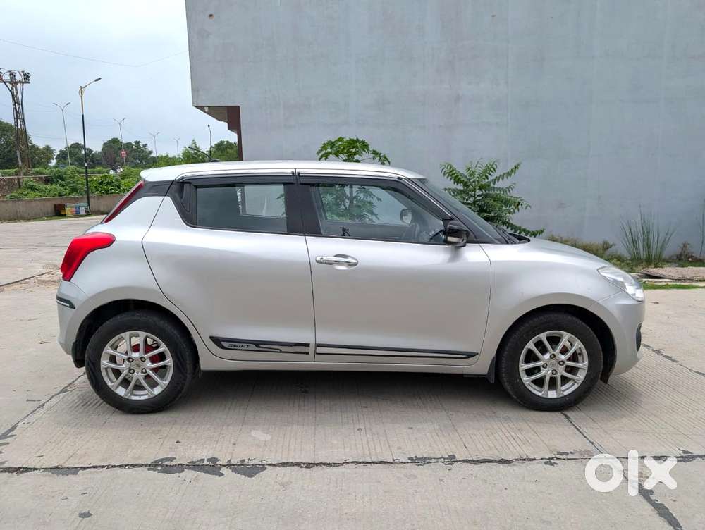 Maruti Suzuki Swift 1.3 Zxi, 2020, Petrol