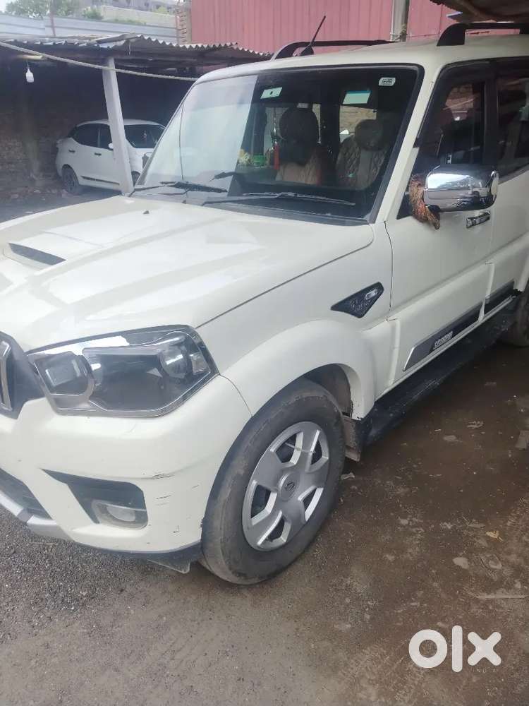 Mahindra Scorpio Classic 2023