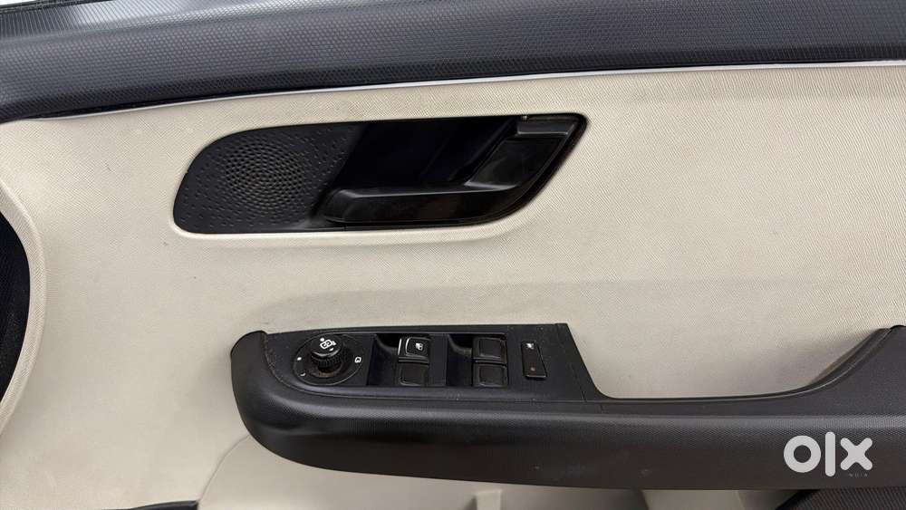 Tata Altroz Xm Plus (s), 2024, Petrol