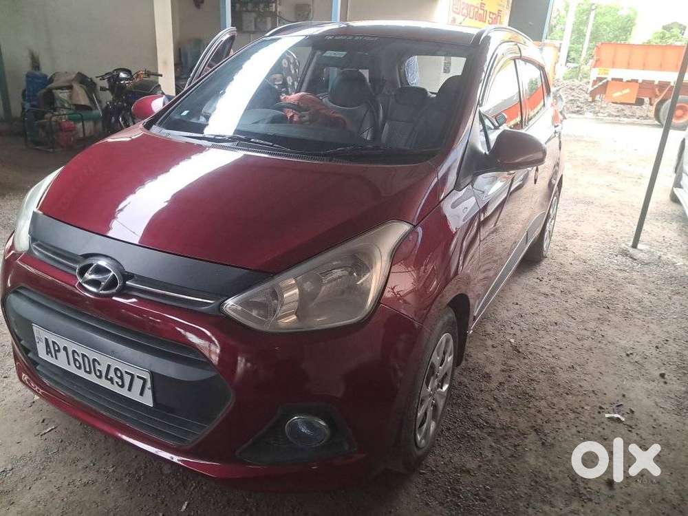 Hyundai Grand I10 1.2 Crdi Sportz, 2016, Petrol