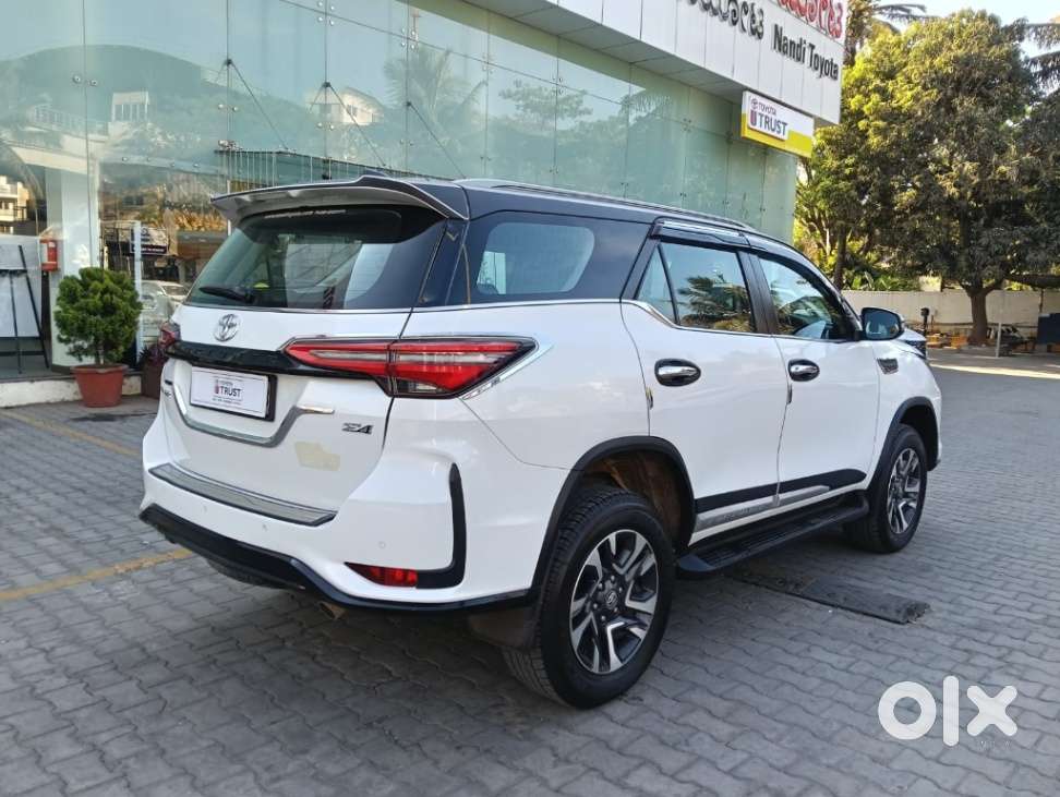 Toyota Fortuner Legender 4x2 At 2.8, 2024, Diesel