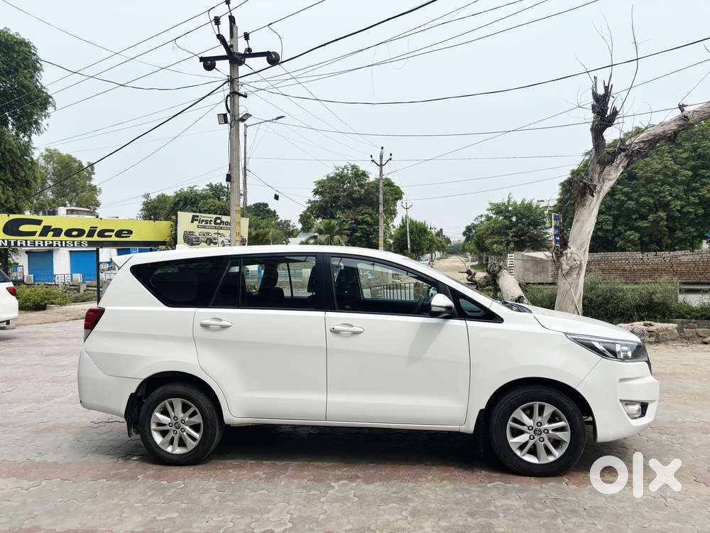 Toyota Innova Crysta 2.4 G Plus Mt, 2018, Diesel