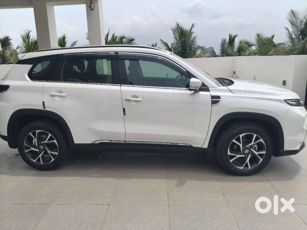 Toyota Urban Cruiser Hyryder 2024 Petrol 15500 Km Driven