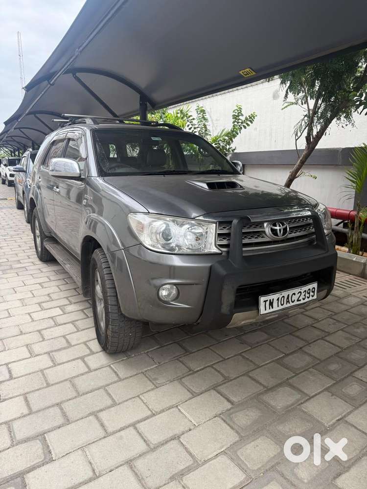 Toyota Fortuner 4x4 At, 2011, Diesel