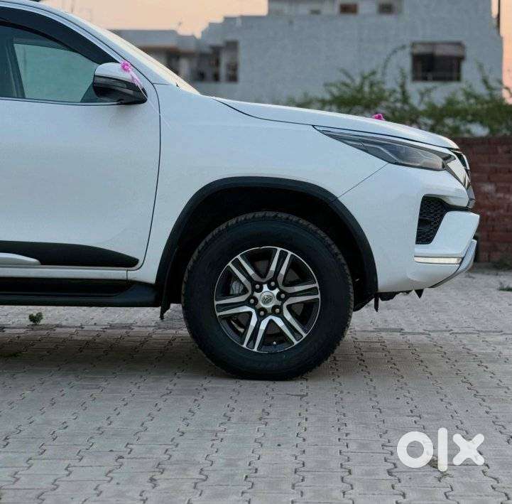 Toyota Fortuner 4x2 At 2.8 Diesel, 2021, Diesel