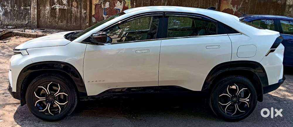 Tata Curvv Accomplished S 1.2 Revotron Petrol 7dca, 2025, Petrol