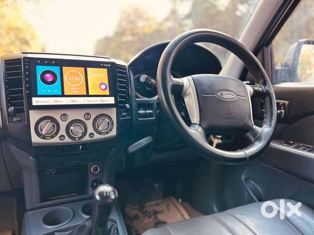 Ford Endeavour Titanium 2.2 4x2, 2015, Diesel
