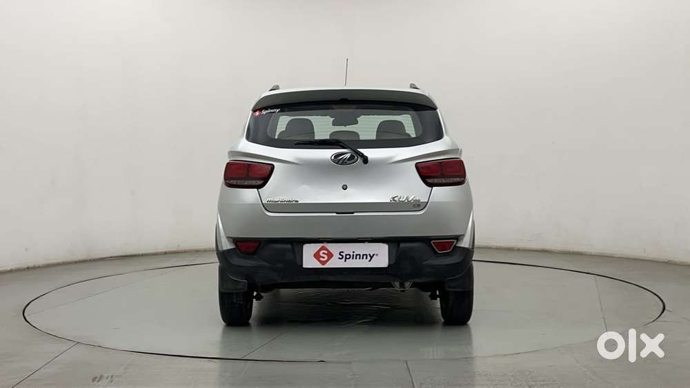 Mahindra Kuv 100