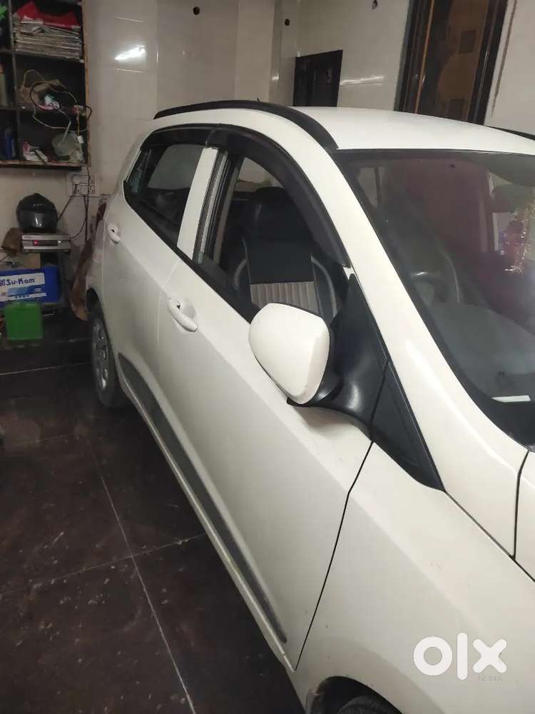 Hyundai Grand I10 2016 Cng & Hybrids Good Condition