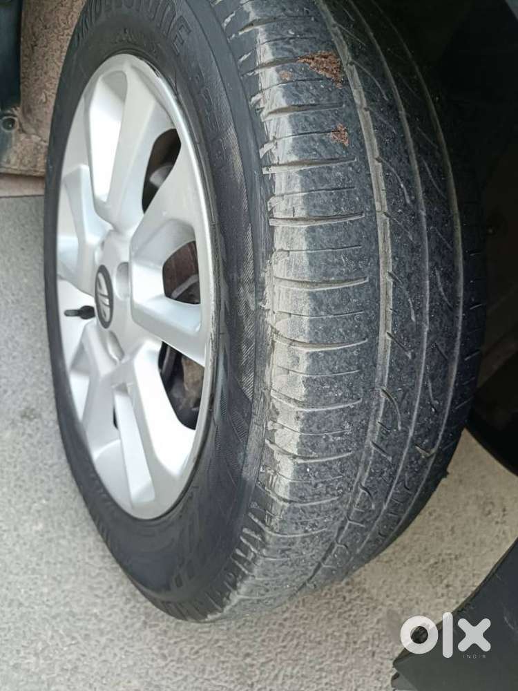 Mahindra Kuv 100 K8 5str, 2018, Petrol