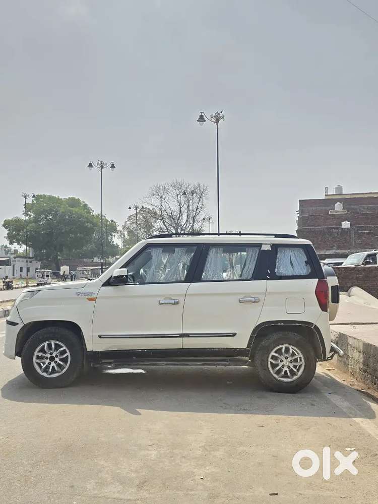 Mahindra Tuv 300 2016 Diesel 80000 Km Driven