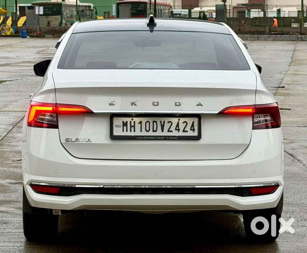 Skoda Slavia 1.0 Tsi Style At, 2022, Petrol