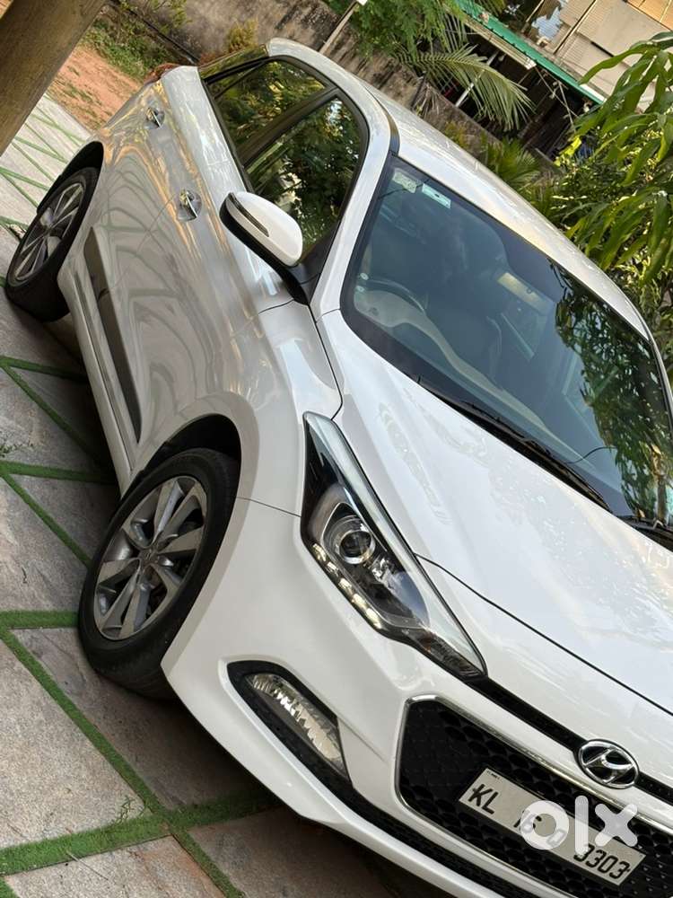 Hyundai Elite I20 2016 Asta Option 64000 Km Full Company Service
