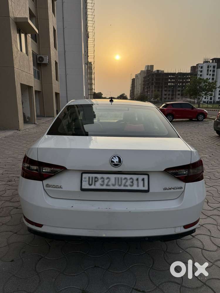 Skoda Superb L&k 2.0 Tdi At, 2018, Diesel