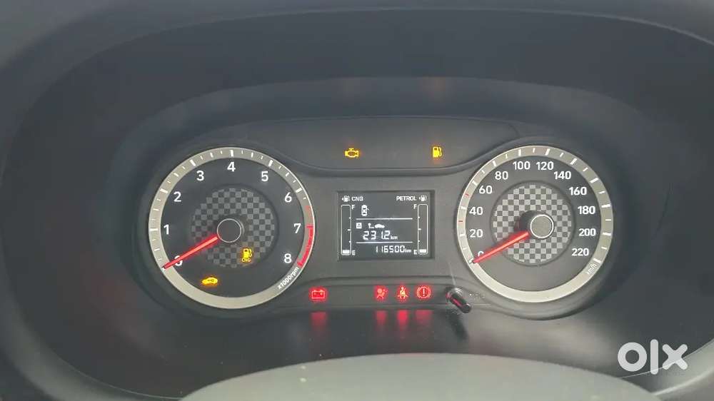 Hyundai Aura 2022 Cng