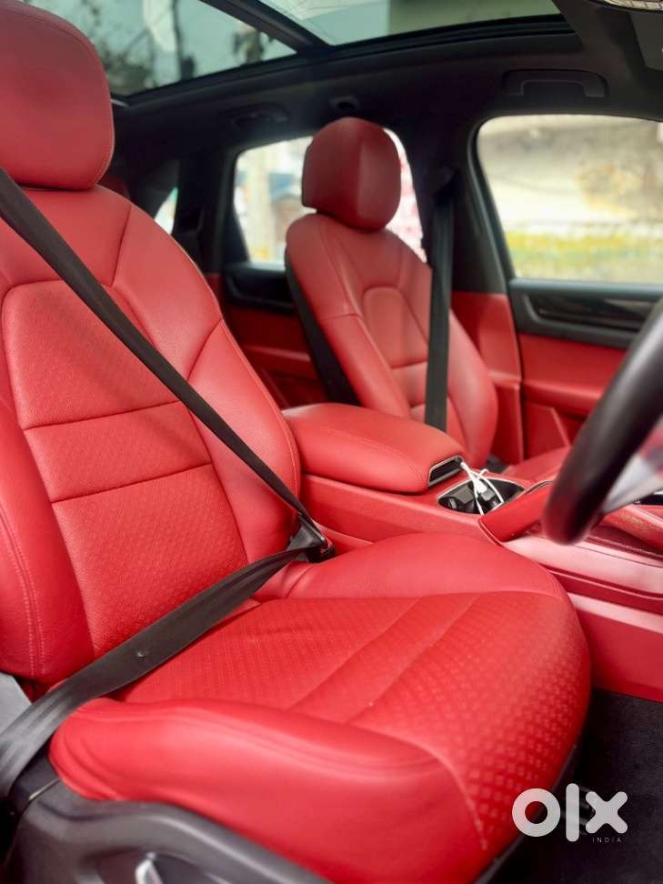 Porsche Cayenne Base, 2020, Petrol