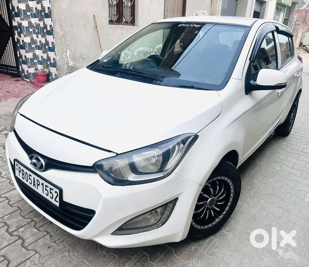 Hyundai I20 Sportz 1.4 Crdi 6 Speed Bs-iv, 2013, Diesel