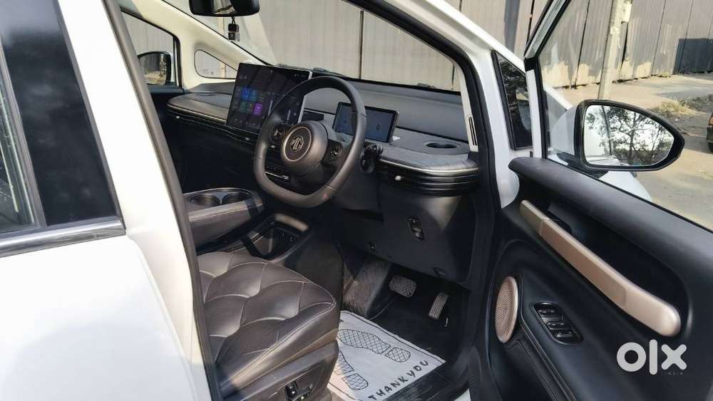 Mg Windsor Ev Essence, 2024, Electric