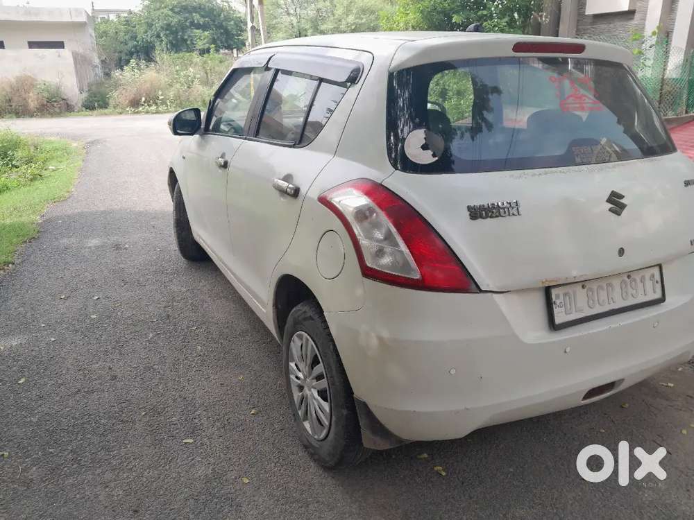 Maruti Suzuki Swift 2012 Cng & Hybrids 170000 Km Driven Weii Maintain,