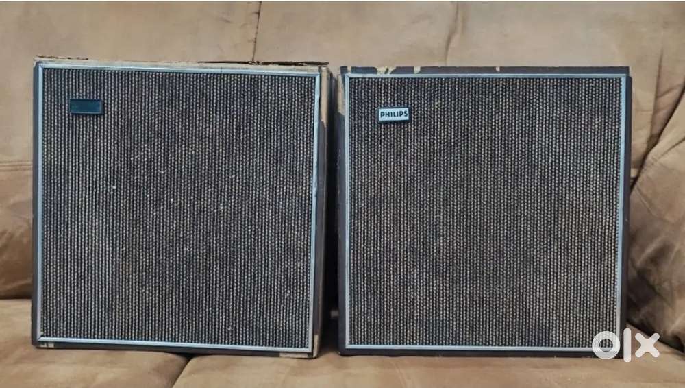 Philips holland speakers and boxes. Only for Rs 4,999. Note read descr
