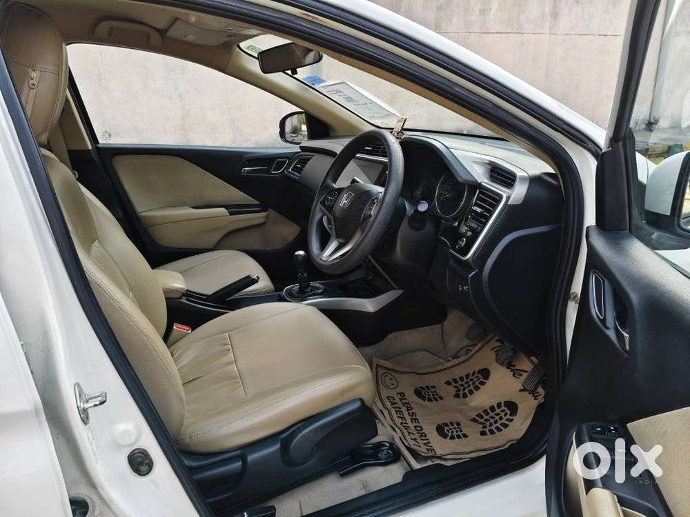 Honda City I-vtec V, 2018, Petrol