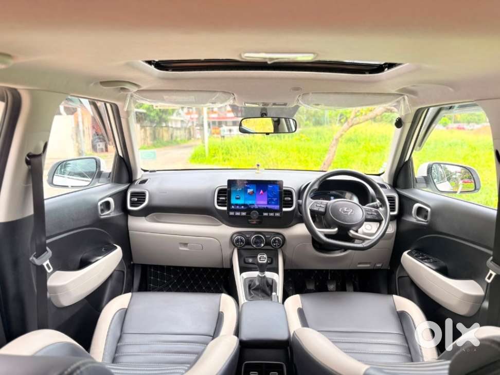 Hyundai Venue Sx (o) Mt 1.5 Diesel, 2023, Diesel