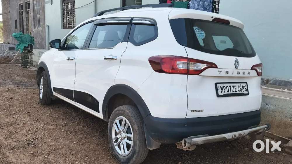 Renault Triber 2023 Petrol Well Maintained